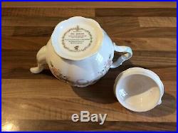 Brambly Hedge Full size Teapot milk jug sugar bowl Royal Doulton