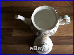Brambly Hedge Tea Pot Milk Jug Sugar Bowl Service full size