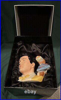 ELVIS PRESLEY Royal Doulton Figurine Jug EP8 2005 All Shook Up #1231/1700