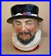 Large-Vintage-Character-Jug-Beefeater-by-Royal-Doulton-01-kf