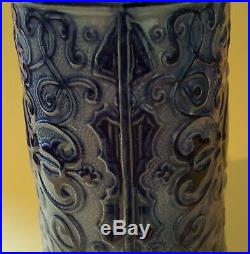 Pinder Bourne & Co early Doulton vintage Victorian antique flow blue jug