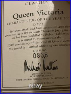 Queen Victoria Royal Doulton, D7152, Toby Character Jug Of The Year 2001 RARE