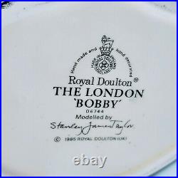 ROYAL DOULTON Large 7 TOBY JUG MUG The London Bobby D6744 Var. 1 Pre-owned