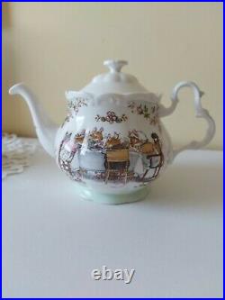 Royal Doulton Brambly Hedge Full Size Tea Service Teapot Sugar Bowl & Milk jug