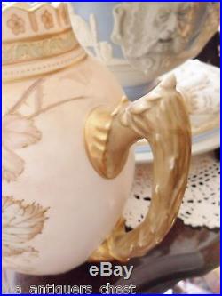 Royal Doulton Burslem 1886-1902 handpainted jug, floral decoration face spout8