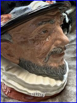 Royal Doulton Character jugs Set of 3 Beefeater English Translucent China