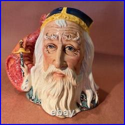 Royal Doulton D7117 MERLIN (style 2) Limited 228/1500 with COA EXCELLENT