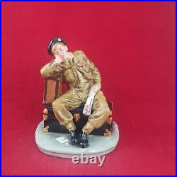 Royal Doulton Figurine HN4418 The Railway Sleeper 6739 RD