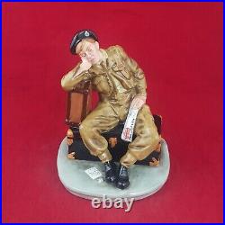 Royal Doulton Figurine HN4418 The Railway Sleeper 6739 RD