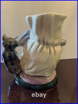 Royal Doulton Handmade Character Dolby Jug, The Cook & The Cheshire Cat D6842