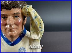 Royal Doulton LEEDS UNITED Football Supporters 4.875 Character Jug D6928, 1992