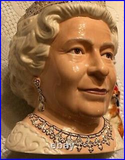 Royal Doulton Queen Elizabeth II 2006 Character Jug of the Year Toby Mug D7256