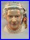 Royal-Doulton-Queen-Elizabeth-II-D7256-Character-of-the-Year-Jug-2006-MINT-01-uy