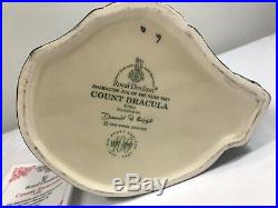 Royal Doulton Toby Jug COUNT DRACULA Large D7053 Mint Cond. RARE Cert of Auth