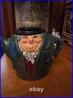 Royal Doulton Tony Weller Character Toby Teapot C. 1939 Very Rare Mint