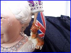 SIGNED Royal Doulton Queen Elizabeth ll #D7256 Character jug of the year 2006